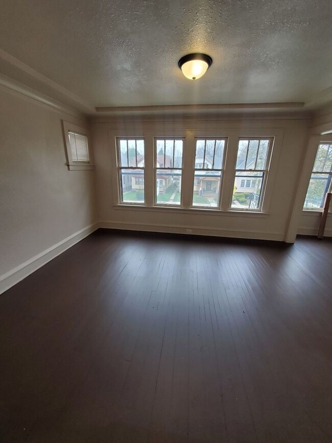 Building Photo - 3736-3738 N 17th St. (Duplex)