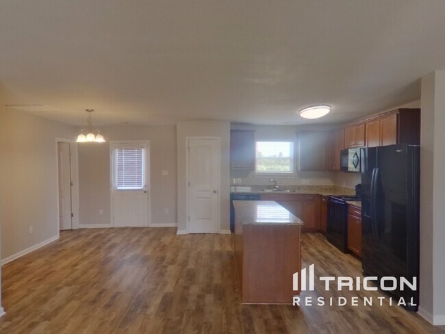 Foto del edificio - 3106 Dizzy Dean Dr