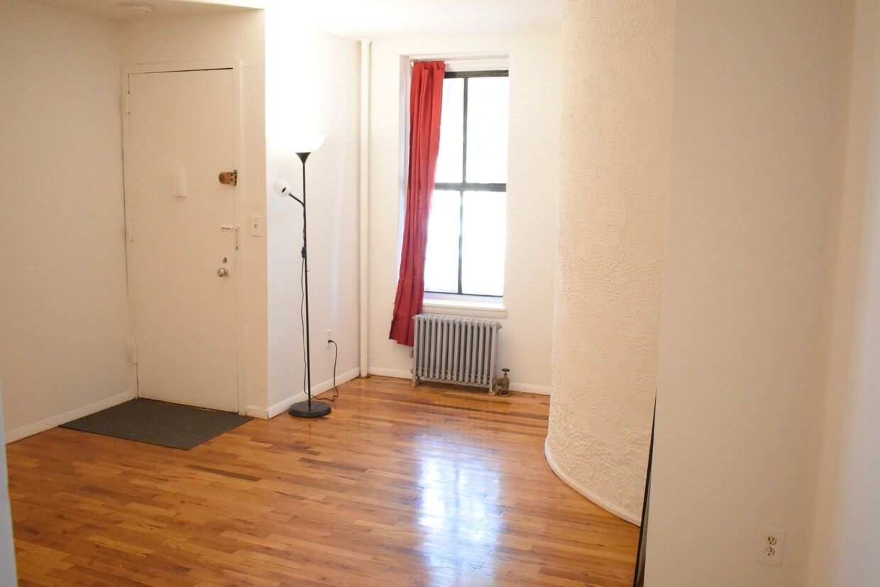 Foto principal - 417 Hicks St