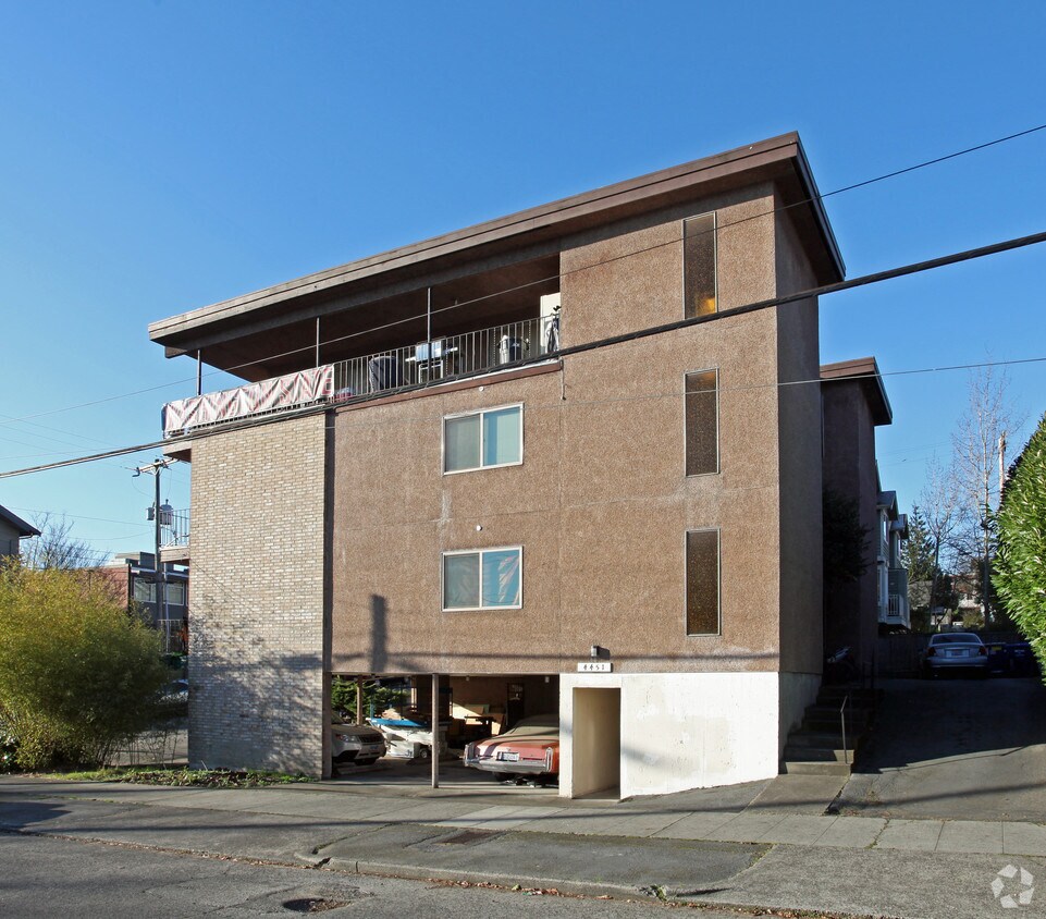 Foto del edificio - 4451 Midvale Ave N
