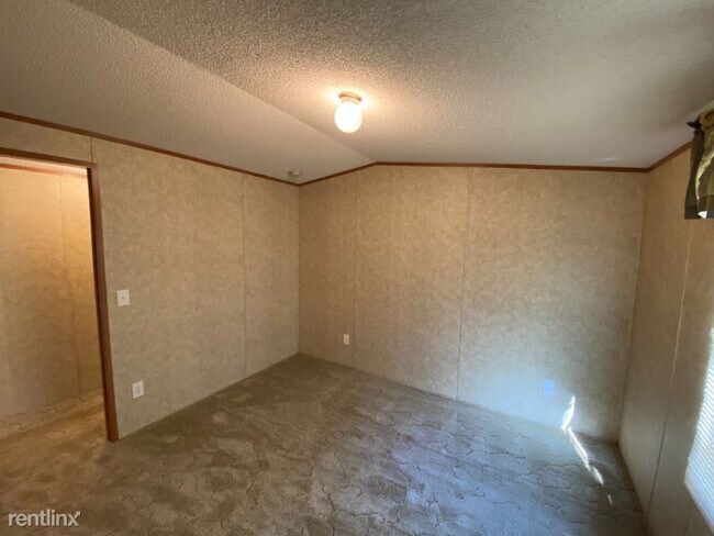 Building Photo - 3 br, 2 bath House - 10422 Highway 45 N