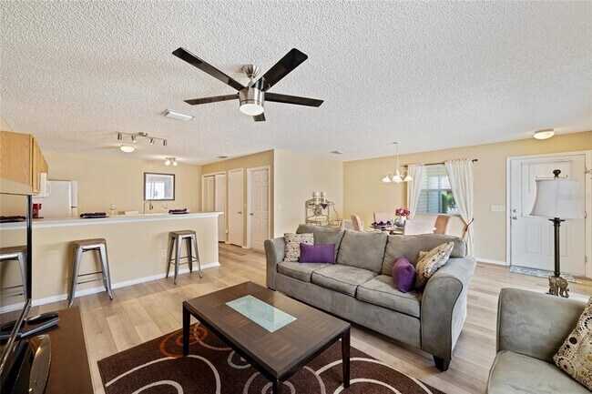 Building Photo - 8221 SE 169th Palownia Loop