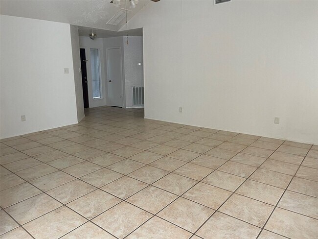 Foto del edificio - 10901 W Dogwood Dr