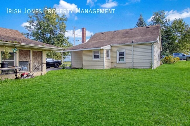 Building Photo - 3660 Ransomville Rd
