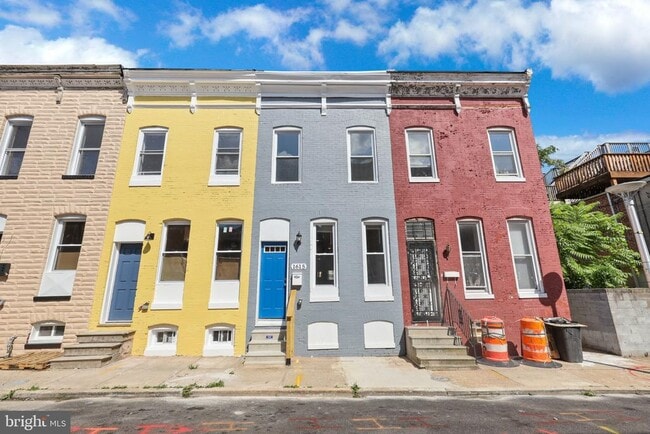 Building Photo - 1615 N Spring St