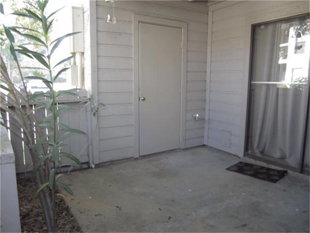 Foto del edificio - 17401 Red Oak Dr