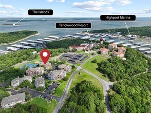 Building Photo - 2164 Tanglewood Blvd