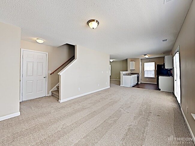 Building Photo - 225 Meyer Ln