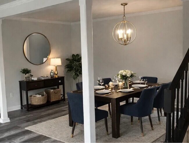 furnished dining room - 548 Quince Ct