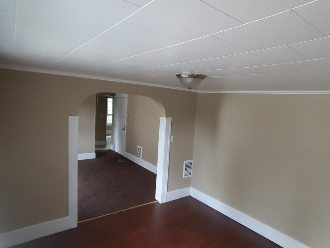 Foto principal - 75 Lapham Street