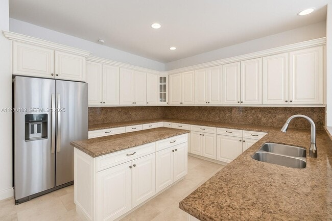 Building Photo - 1490 Cleveland Rd