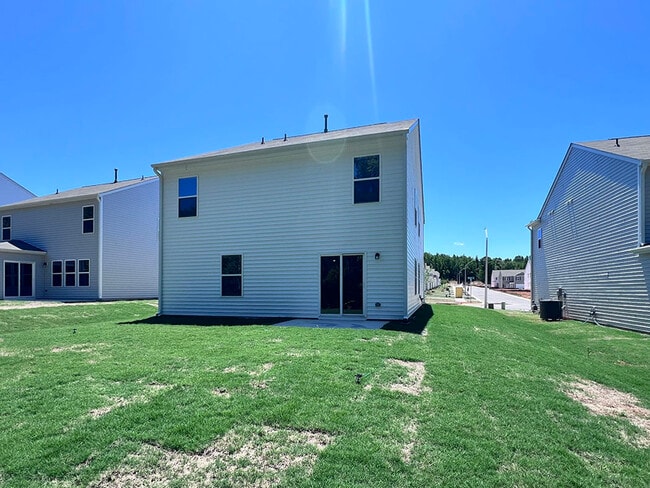 Building Photo - 258 Palm Dr