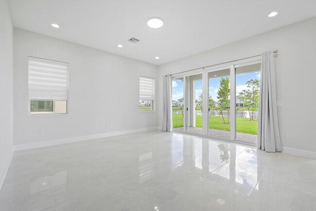 Foto del edificio - 5432 Pecan Dr