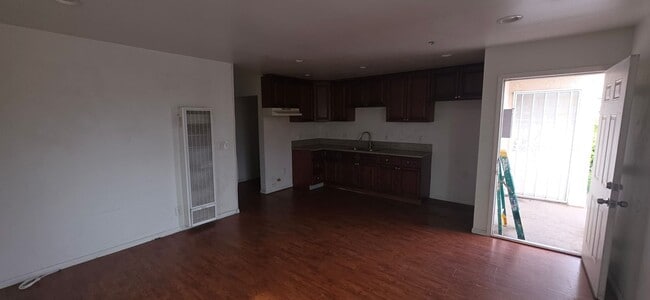 Photo - 1120-1122 W 93rd St Apartment