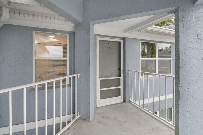 Foto del edificio - 3266 SE Aster Ln