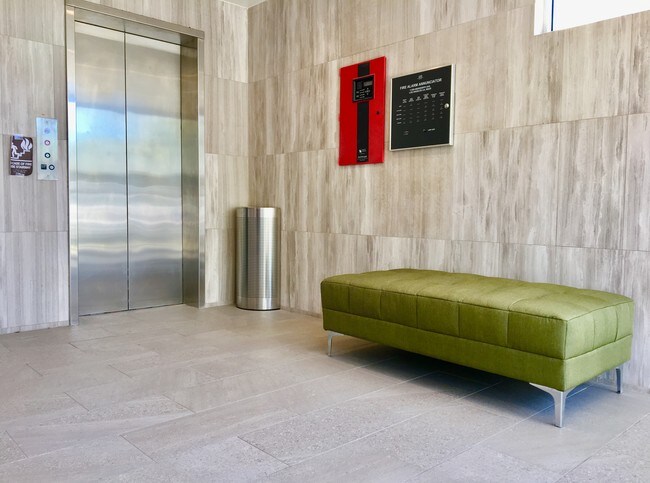 Lobby - 11260 Mississippi Ave
