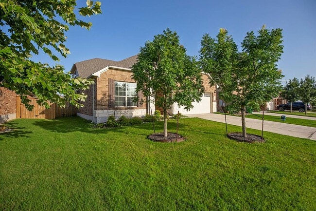 Building Photo - 3504 De Torres Cir