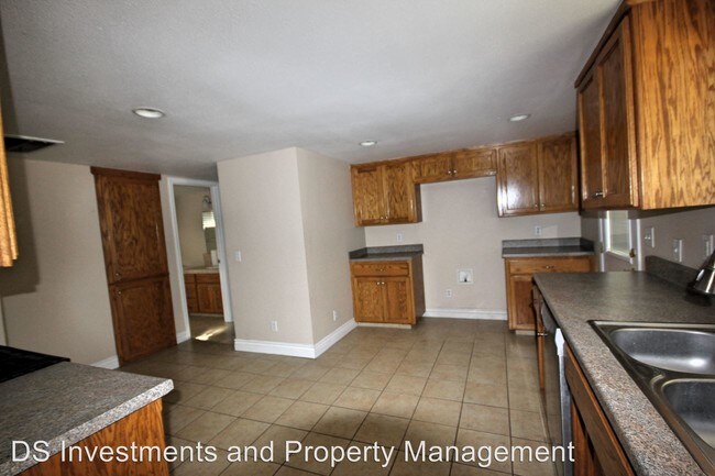 Foto del edificio - 3 br, 2 bath House - 620 Channing Way
