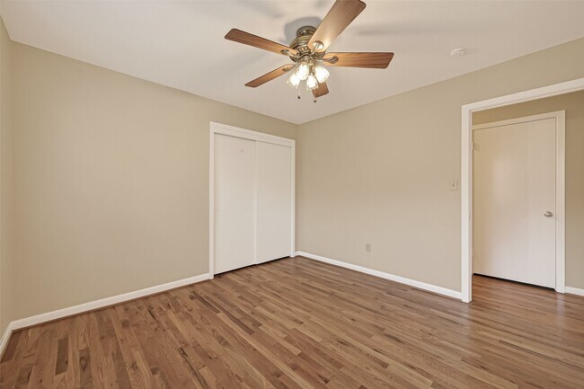 Building Photo - 5646 Hazen St