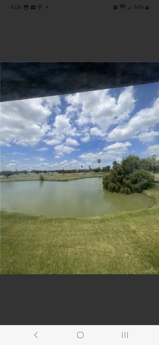 Building Photo - 3510 Country Club Dr