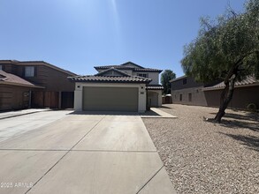 Building Photo - 1407 E Stirrup Ln