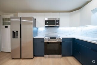 Building Photo - 232 S 46th St