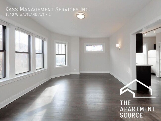 Building Photo - 1540 W Waveland Ave