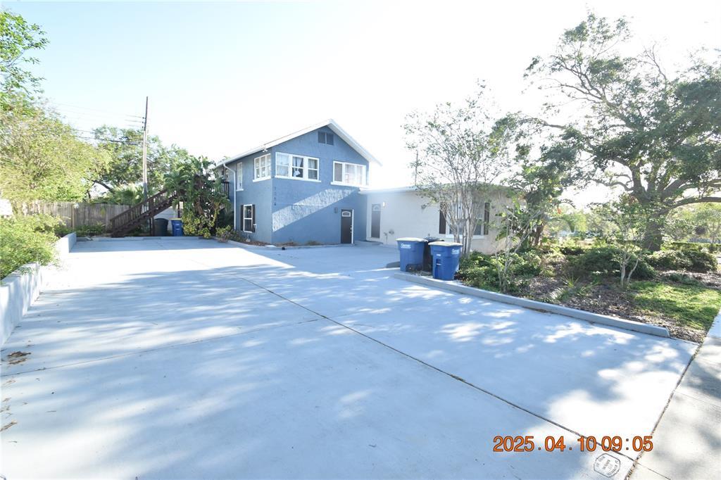 Primary Photo - 1254 Grove St
