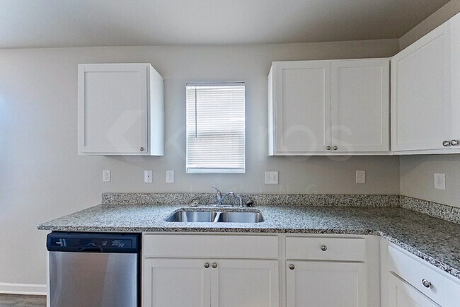 Foto del edificio - 828 Dove Tree Ln
