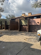 Building Photo - 6019 Ridgecrest Rd