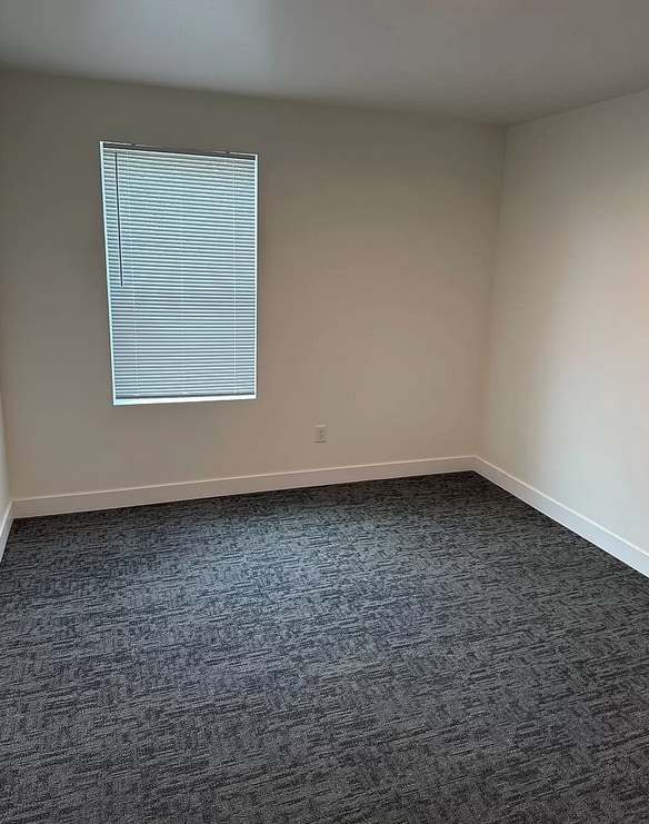 Foto del edificio - 930 Pinyon Ave