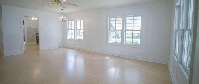 Foto del edificio - 1122 SE Lanvale St