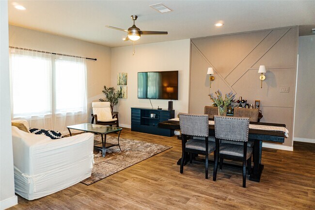 Foto del edificio - 12265 Council Grove Dr
