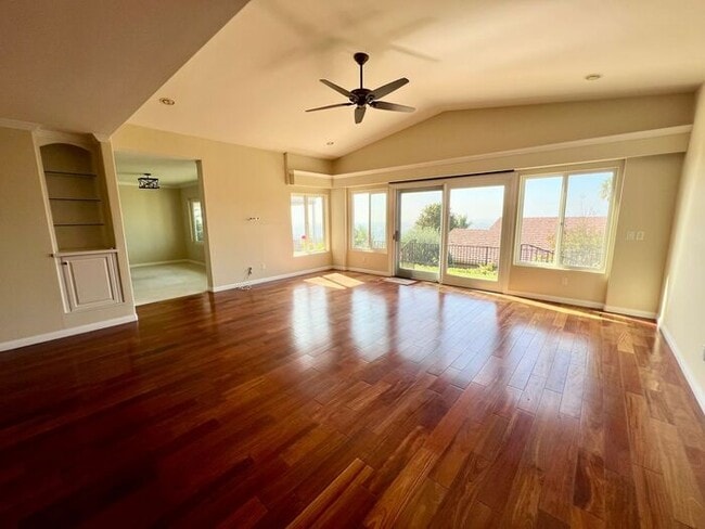 Building Photo - Beautiful 4-Bedroom Home with Modern Upgra...