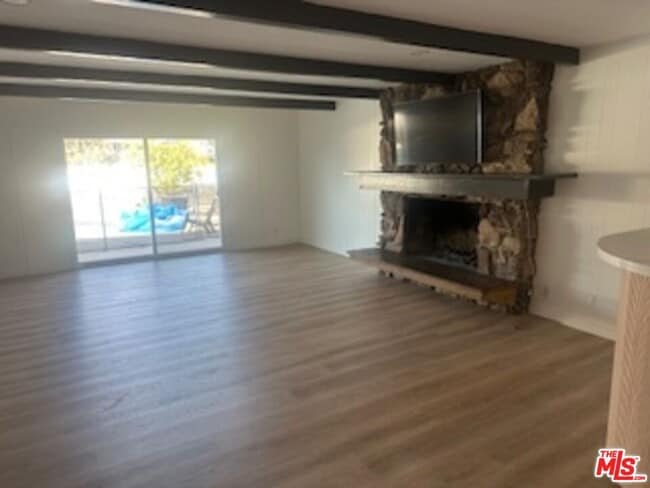 Building Photo - 4445 Don Zarembo Dr