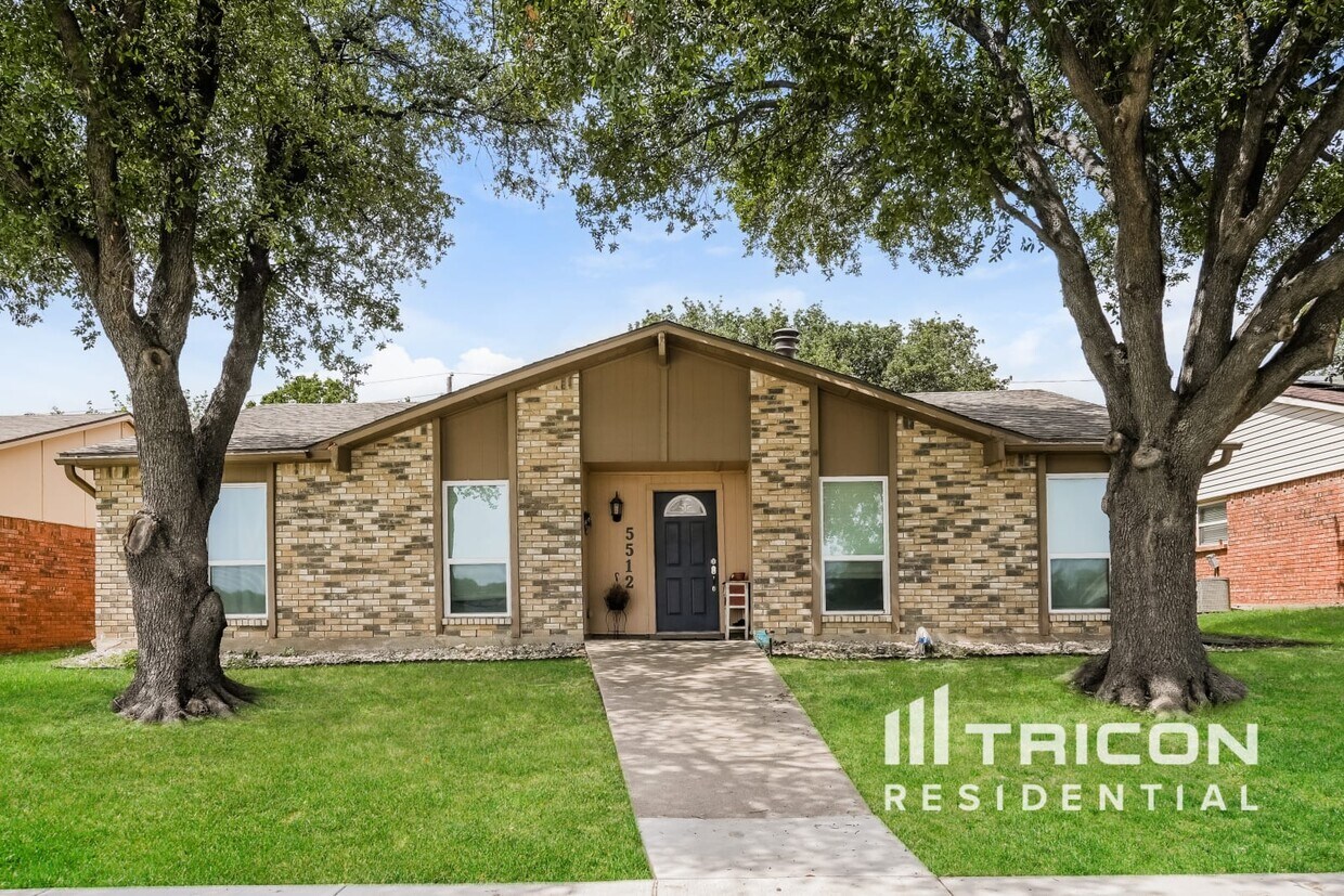 Foto principal - 5512 Squires Dr