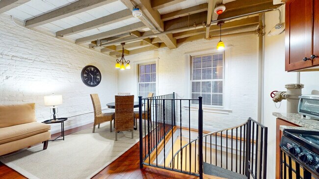 Foto del edificio - 206 S Market St