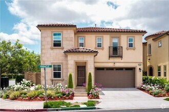 Building Photo - 188 Pinnacle Dr