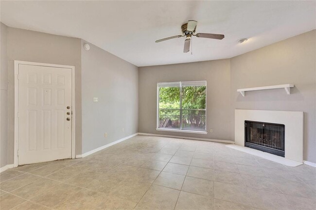 Building Photo - 2450 Wickersham Ln