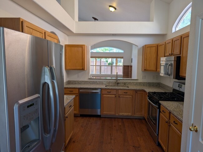 Building Photo - 7312 Desert Eagle Rd NE