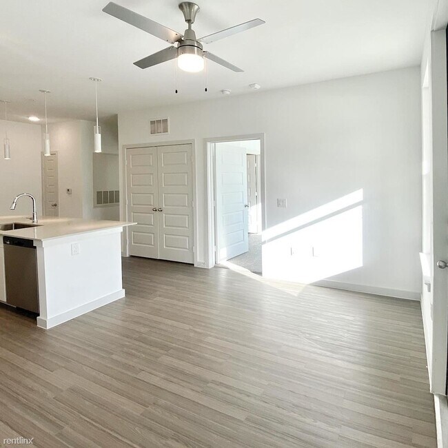 Foto del edificio - 1 br, 1 bath Condo - 1300 Rauscher RD Flat...