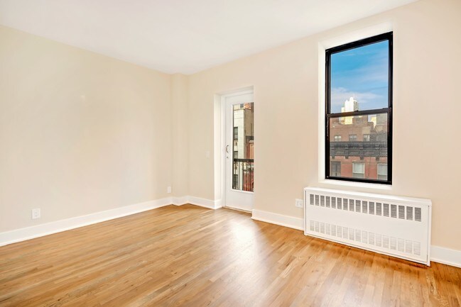 Foto del edificio - 230 E 25th St