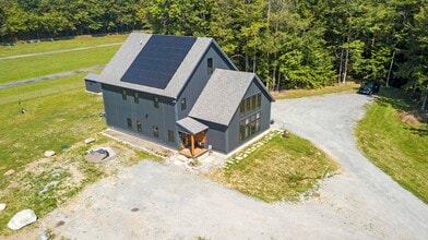 Building Photo - 896 Melendy Hill Rd
