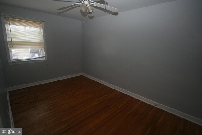 Building Photo - 5811 Bustleton Ave