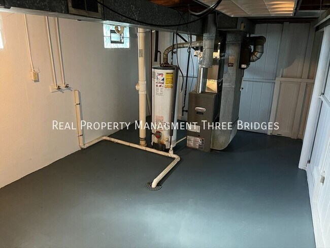Foto del edificio - 7025 Richwood Ln