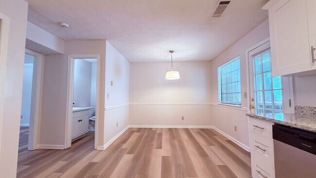 Building Photo - 2681-87 Parkside Way