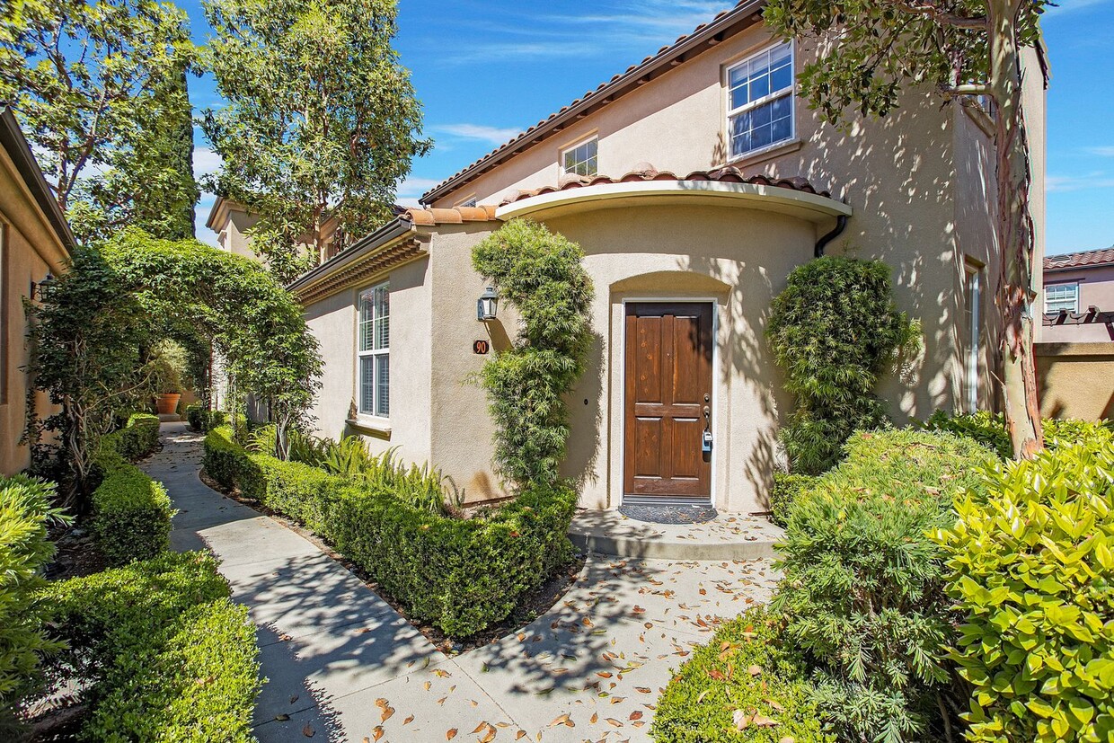 Primary Photo - Detached Woodbury Model Home in Irvine!