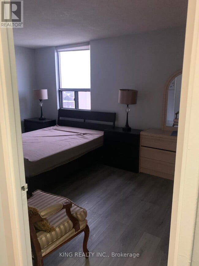 Building Photo - 25 Sunrise Ave