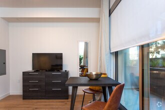 Studio-419 SF - Prizma
