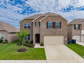 Building Photo - 347 Meredith Dr